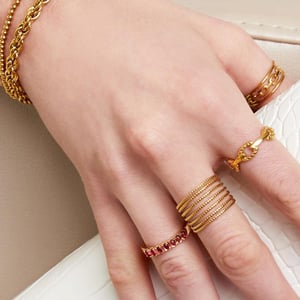 Ring colored row h5 Picture3