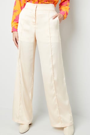 Hose aus glänzendem Stoff Creme S h5 Bild2