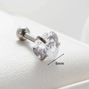 1 pieza de pendientes de botón de acero de titanio con forma de corazón, sin revestimiento, con circonitas para mujer h5 