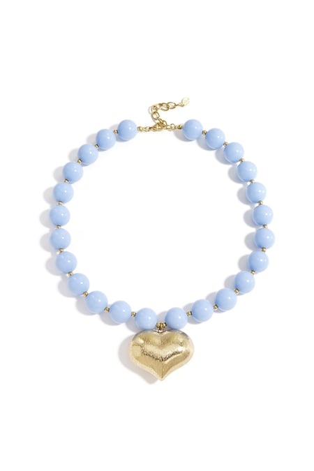 Bead necklace with hanging heart 2