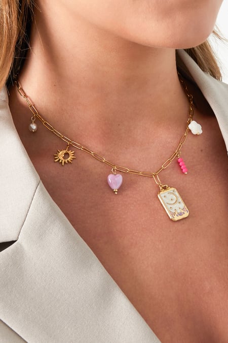 collar con dije de luna pequeña