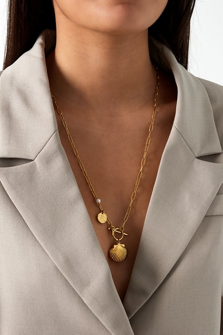 collana di conchiglie