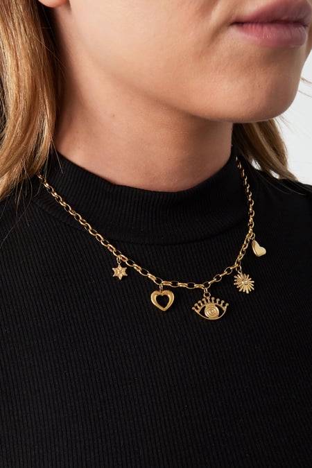 collar charm wonderland