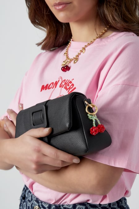 Colgante con dije de cereza