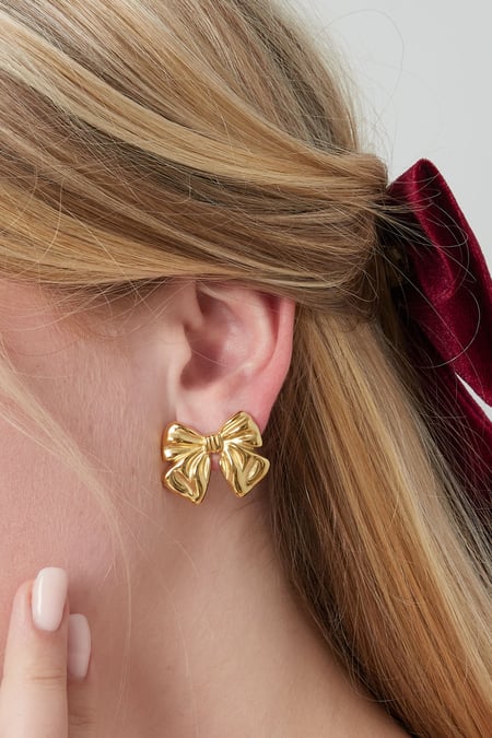 bowlicious stud earrings