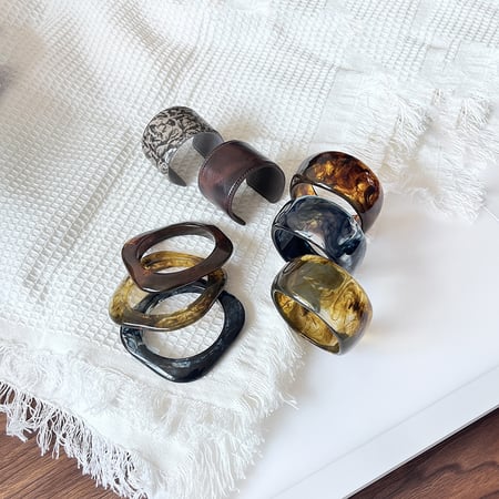 1 Piece Luxurious Series Retro Gradient Color Resin Women's Bangles