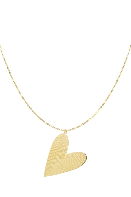 long necklace with diagonally large heart 2