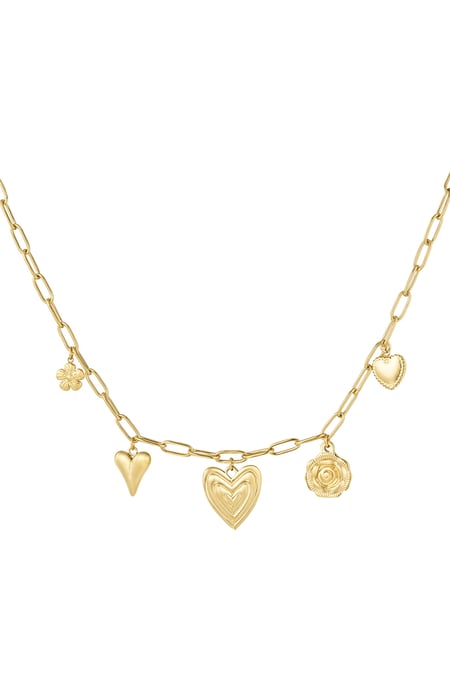 collar con dijes de corazón 2
