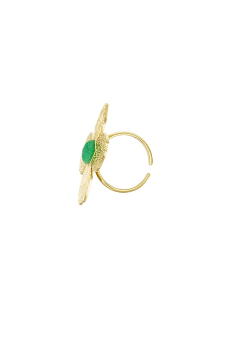 bloem ring met groene steen