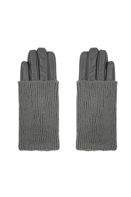 Cozy Knit gloves 2