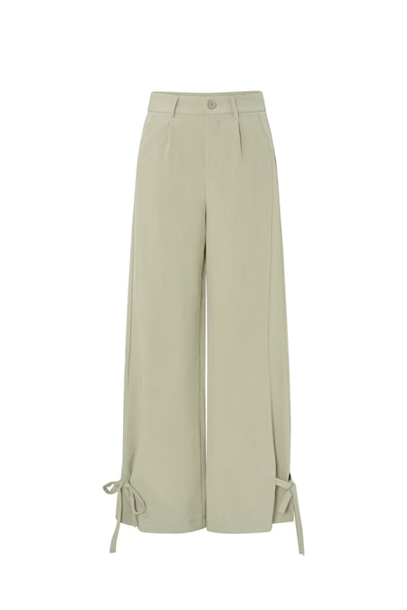 Pantalones con lazos 2