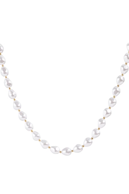 Trendy Pearls necklace 2