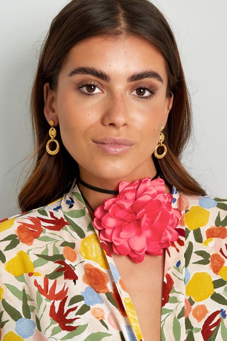 Necklace large flower