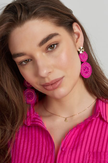 twisted necklace with flower charm