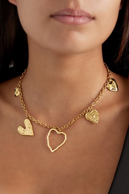 heartful statement necklace