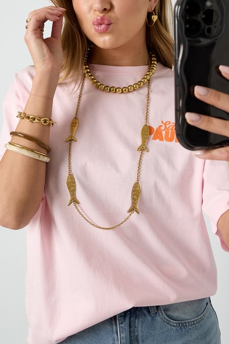 Long necklace with fish