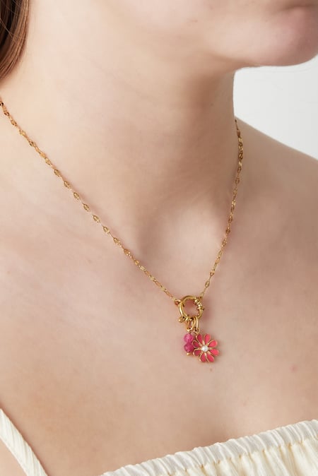 Collar DIY de flores rojas