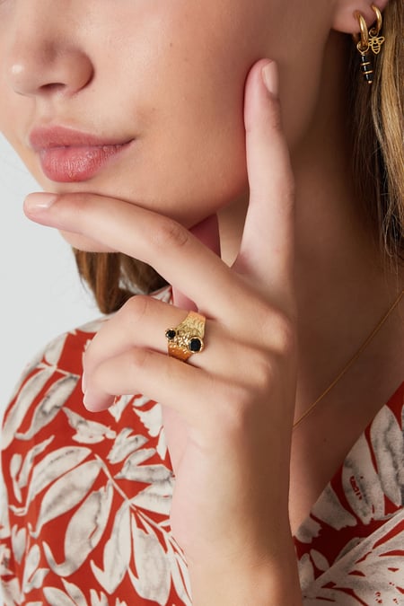 robust ring with double stone
