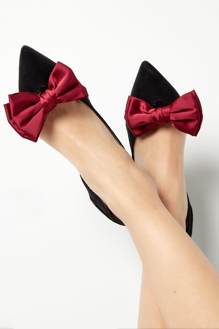 Bow shoe clip