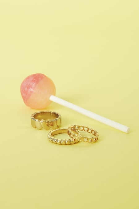 Repeating heart ring