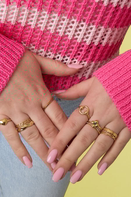 Ring with floral print