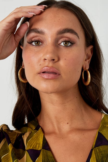 earrings round with print