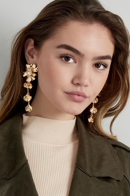 earrings flower with pearl