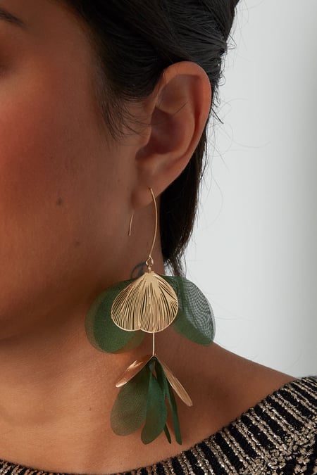 Blushing Flower earrings