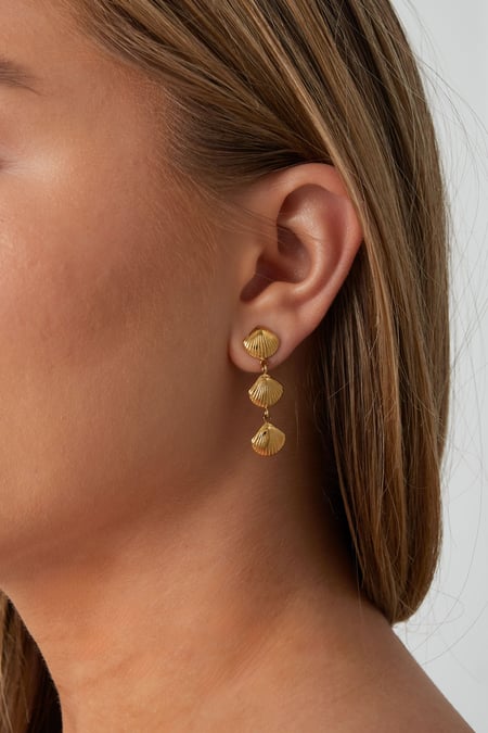 earrings shell trio