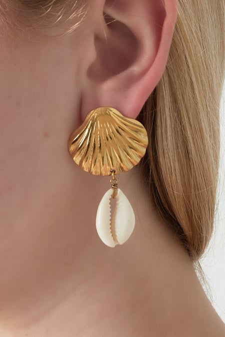 Boucle d&#39;oreille coquillage et coquillage