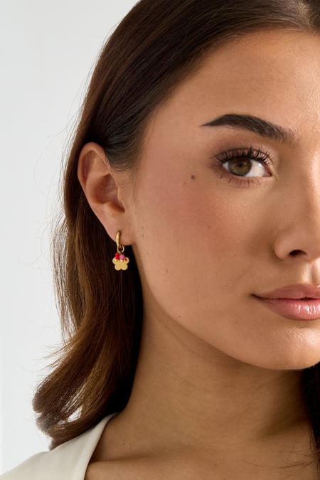 Pendientes con flor colgante y cuentas