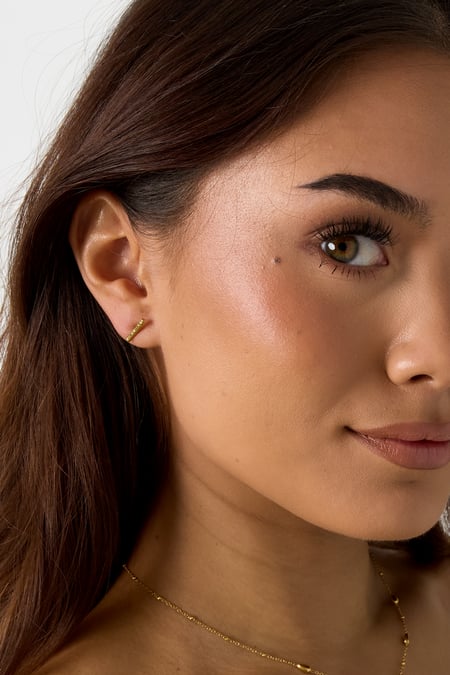 Çizgili çubuk çiviler