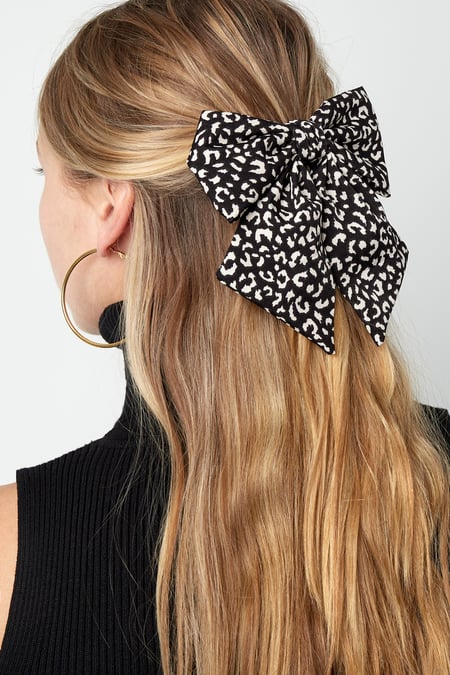 Schleife mit Panther-Print