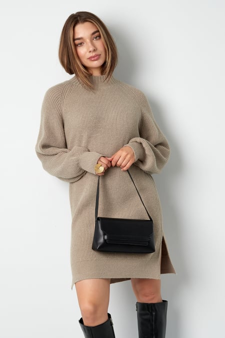 Sunday Snuggle midi dress