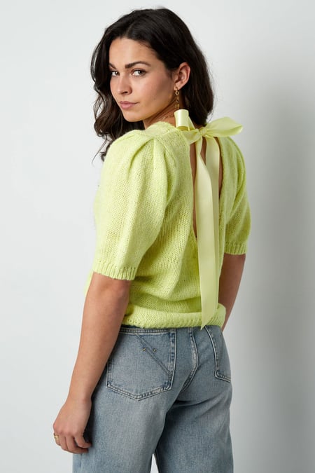 Chemise à nœud souple