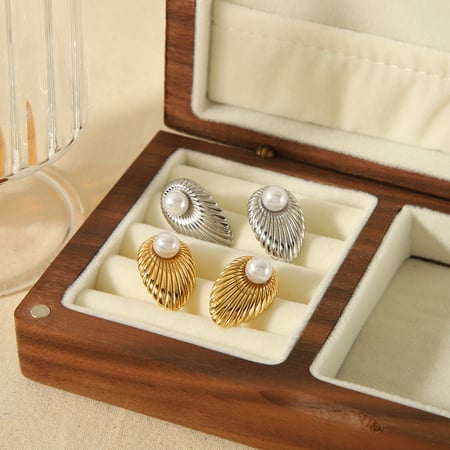 1 pair of stylish and elegant  gold-plated stainless steel metal stripe pearl stud earrings for women jewelry for daily wear 2