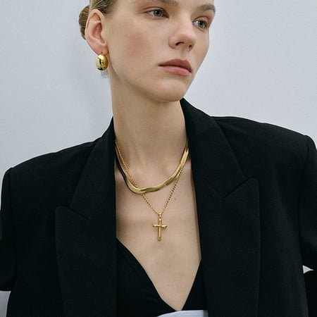 gold stainless steel cross necklace niche high-end simple cross titanium steel necklace