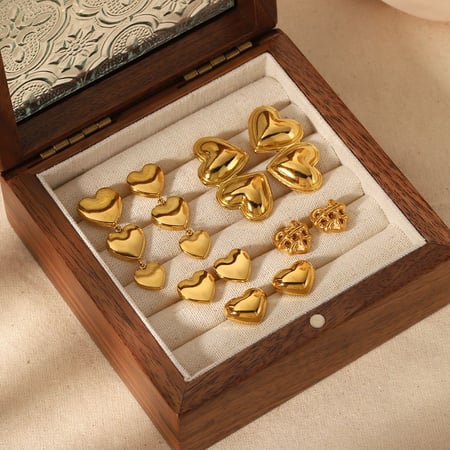 1 Paar klassische, modische, geometrisch glänzende, herzförmige Ohrringe aus 18 Karat vergoldetem Edelstahl für Damenschmuck zum täglichen Tragen