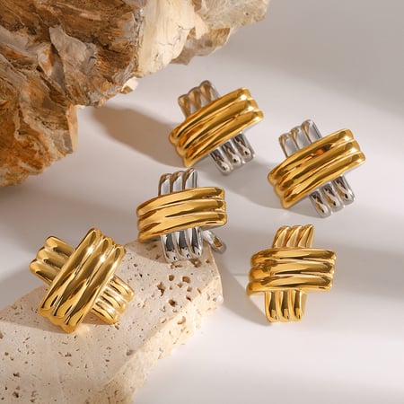 1 paire de boucles d&#39;oreilles à tige pour femme en acier inoxydable plaqué or , série simple, lettre quotidienne