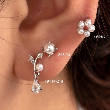 1 pièce de boucles d&#39;oreilles à tige en acier titane et zircone pour femme, série simple, classique, fleur, sans placage 2