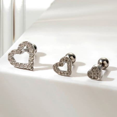 1 pieza de pendientes de botón de acero de titanio con forma de corazón clásico, sin chapado, con circonitas para mujer