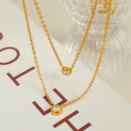 1 pezzo semplice serie semplice geometrico acciaio inossidabile placcato oro 18K zircone donne collane con ciondolo