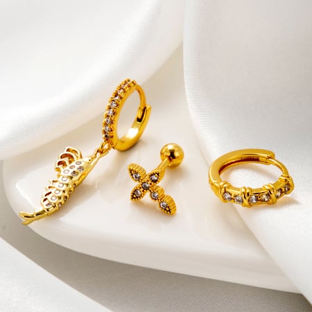 1 pièce de boucles d'oreilles à tige en cuivre sans placage, croix classique, série simple, zircone, pour femmes