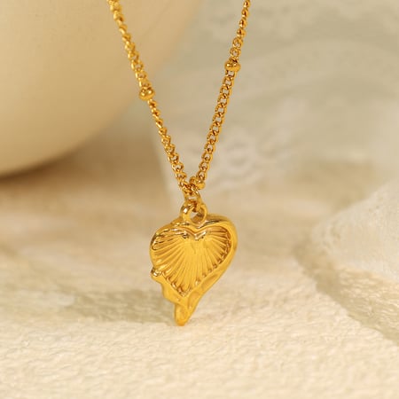 1 piece romantic series retro heart titanium steel  gold color plated women's pendant necklaces 2