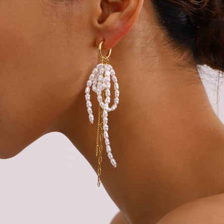1 Pair Luxurious Series Elegant Bowknot Tassels Stainless Steel Gold Color Women's Drop Earrings 2