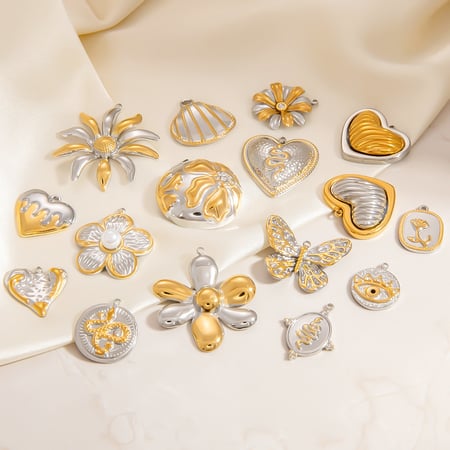 1 Piece Trendy Series Classic Flower Shape Stainless Steel Gold & Silver Mixed Color Women's Pendants