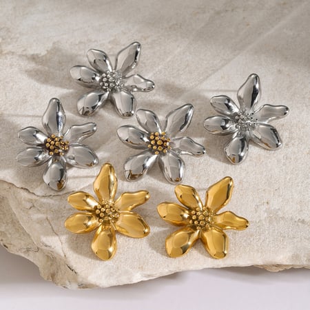 1 pair simple series retro flower stainless steel  gold plated women stud earrings 2