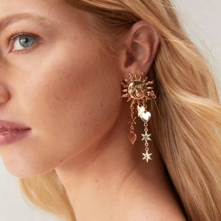 1 pair luxurious retro style sun shape stainless steel  gold plated women's drop earrings 2