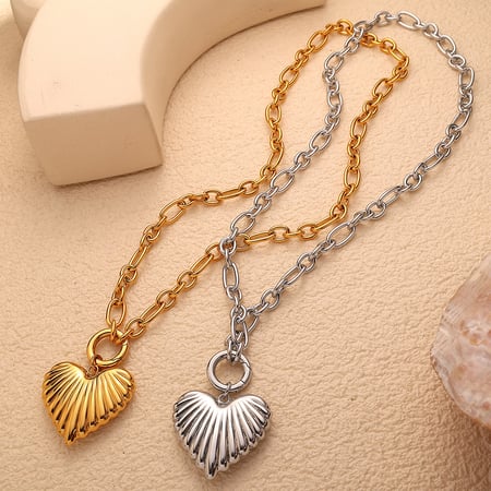 1 Piece Romantic Series Sweet Heart Titanium Steel   Gold Color  Women's Pendant Necklaces