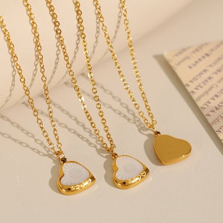 1 Piece Classic Series Elegant Heart Titanium Steel   Gold Color  Shell Women's Pendant Necklaces 2